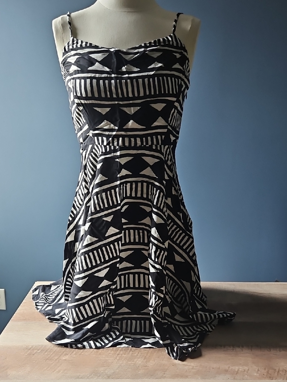 Old Navy Spaghetti Strap Dress Medium